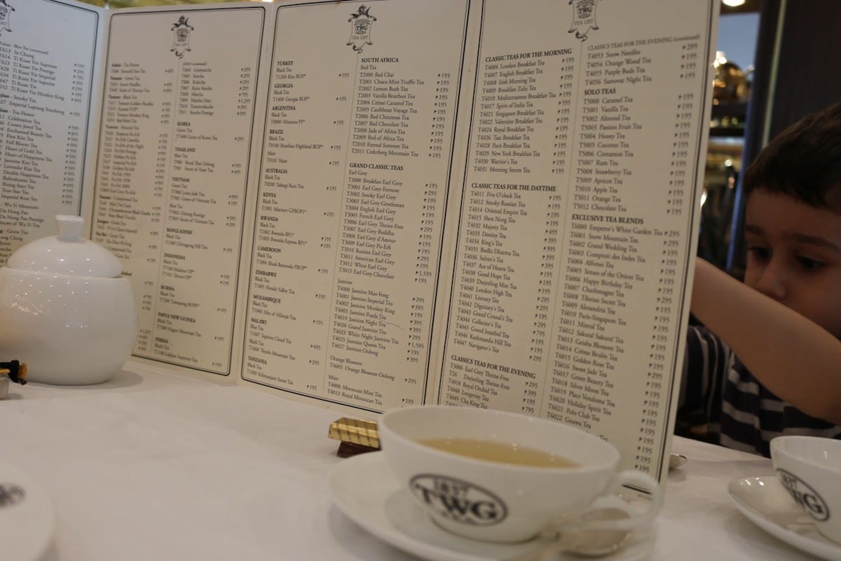 TWG Çay menüsünde 200’ün üzerinde çay yer alıyor.